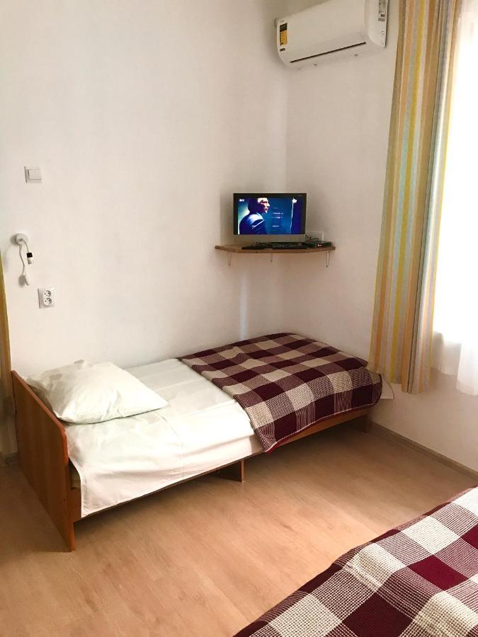 Частный Дом У Моря Gagra Exteriör bild