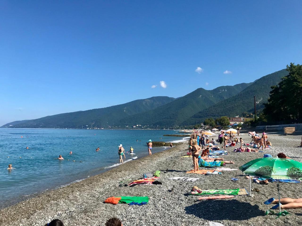 Частный Дом У Моря Gagra Exteriör bild