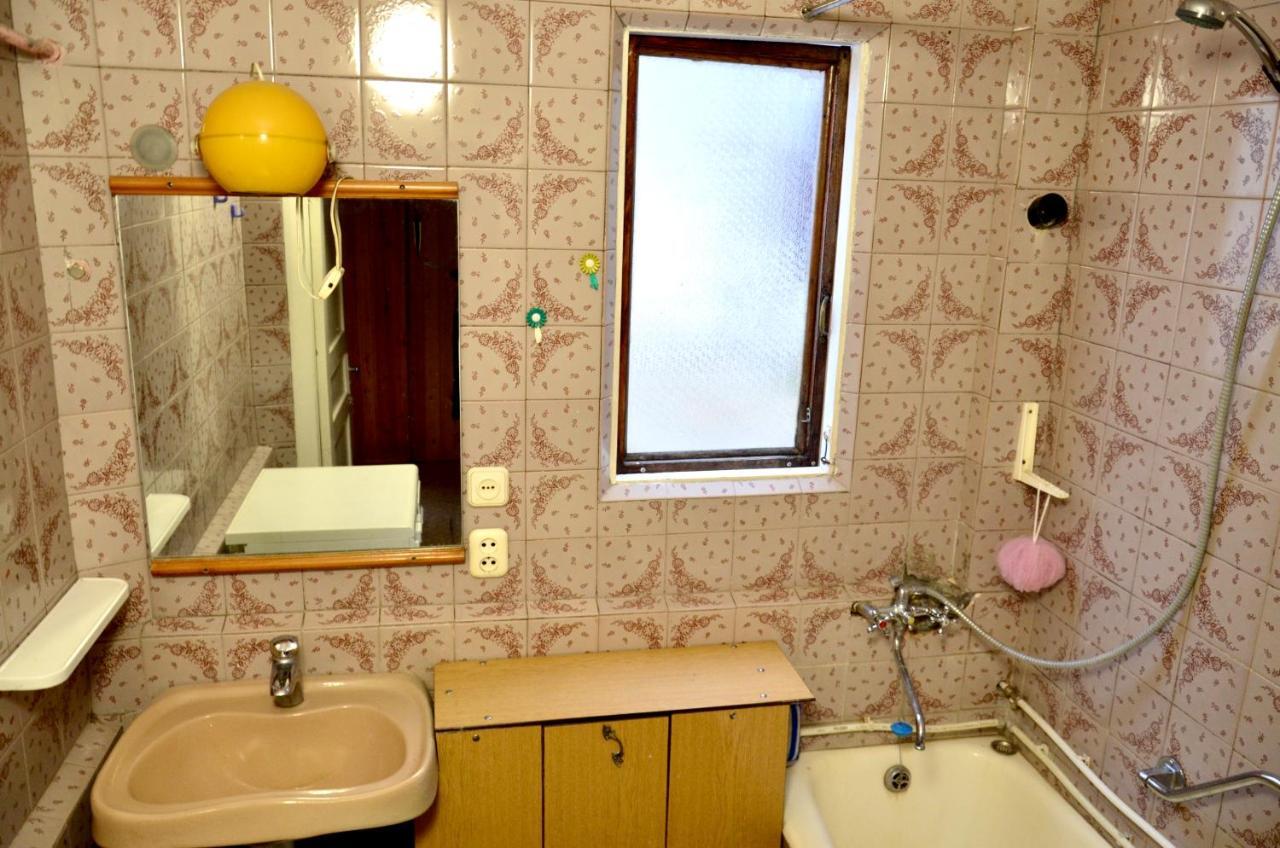 Частный Дом У Моря Gagra Exteriör bild